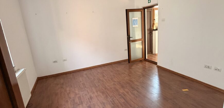 Vilă Centrală , Iași | 350 mp utili