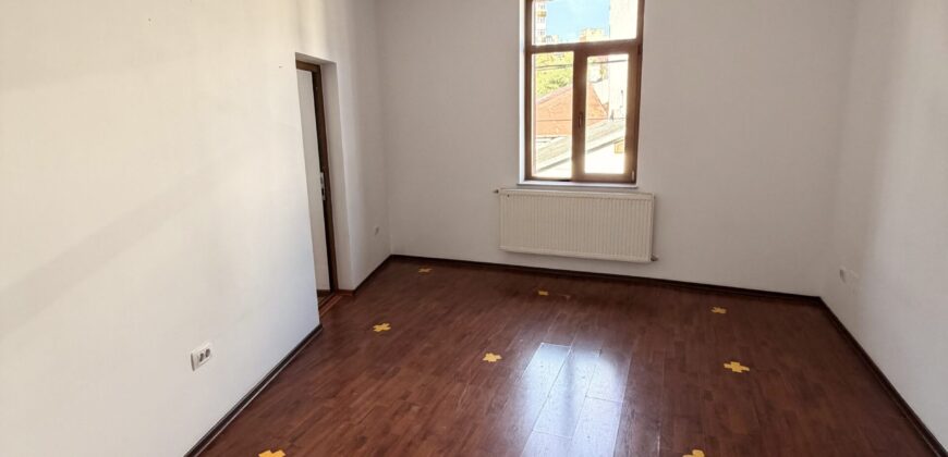 Vilă Centrală , Iași | 350 mp utili